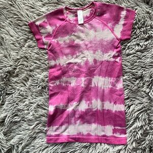 Ivivva- size SMALL-  Pink Tie-Dye Kids Shirt